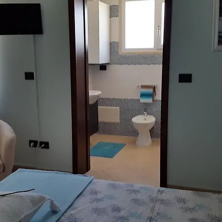 Mare Azzurro Bed & Breakfast *