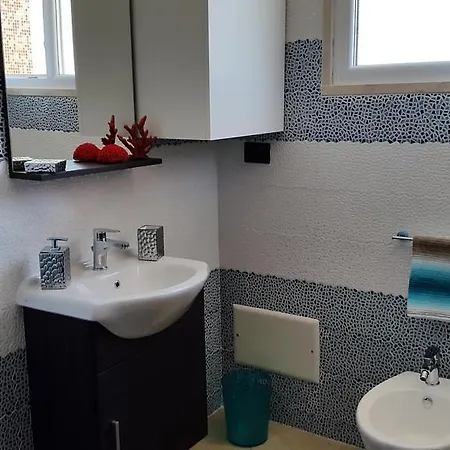 Mare Azzurro Bed & Breakfast *