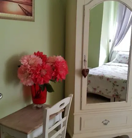 Mare Azzurro Bed & Breakfast *